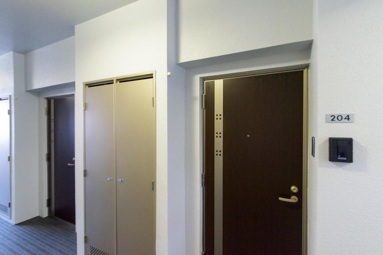 Mr. Kinjo In Uchidomari Aparthotel Ginowan Exterior photo